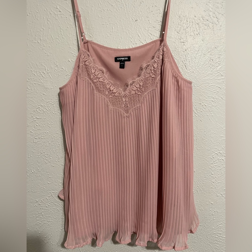 Express Tank Top - Picture 4 of 5